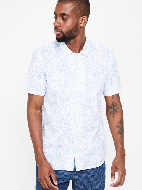 

CODE by Lifestyle Men White & Blue Regular Fit Printed Casual Shirt