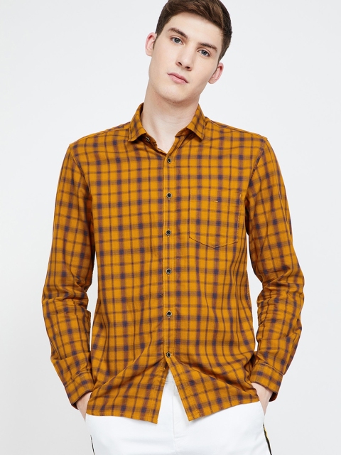 

CODE by Lifestyle Men Mustard Yellow & Black Regular Fit Checked Casual Shirt