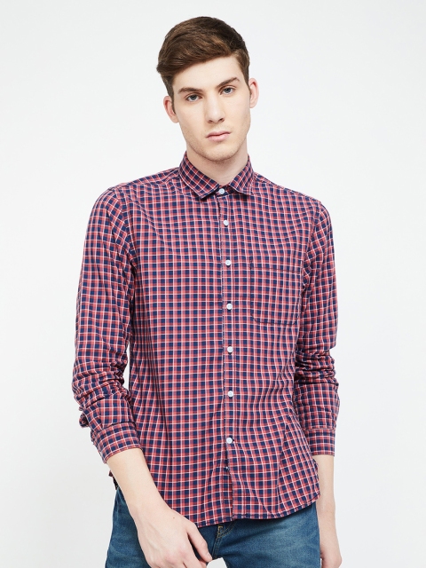 

CODE by Lifestyle Men Red & Navy Blue Slim Fit Checked Casual Shirt