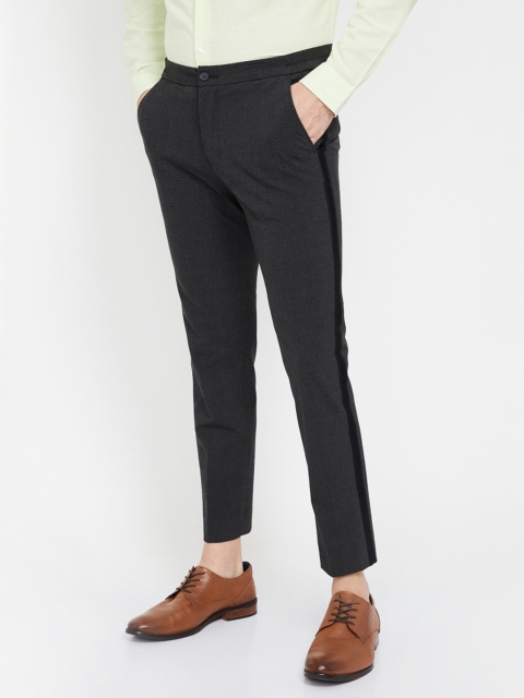 

CODE by Lifestyle Men Charcoal & Black Skinny Fit Checked Peg Trousers