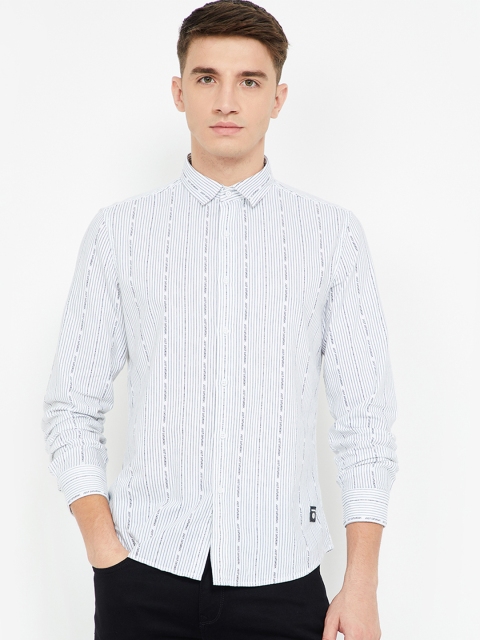 

Bossini Men White Slim Fit Striped Casual Shirt