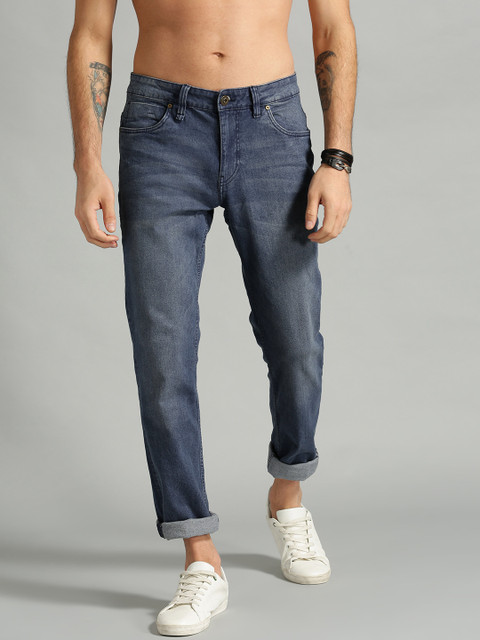 

The Roadster Lifestyle Co Men Blue Slim Fit Mid-Rise Clean Look Stretchable Jeans