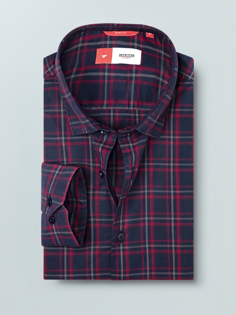 

INVICTUS Men Navy Blue & Red Slim Fit Checked Casual Shirt