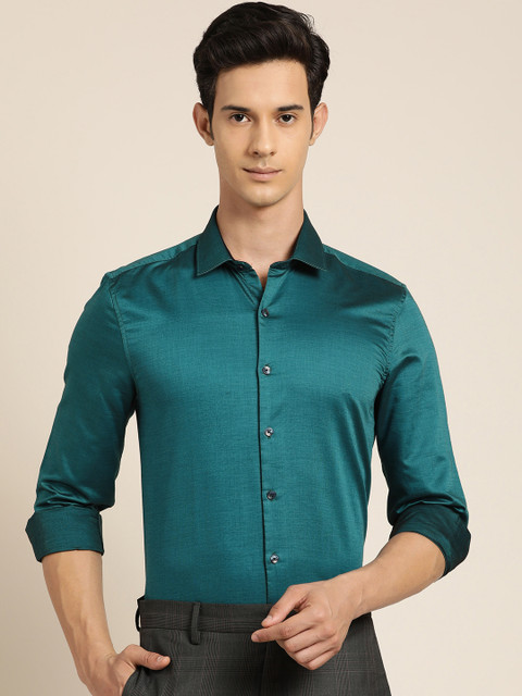 

INVICTUS Men Teal Blue Slim Fit Solid Casual Shirt