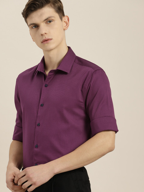 

INVICTUS Men Purple Slim Fit Solid Formal Supima Cotton Shirt, Fuchsia