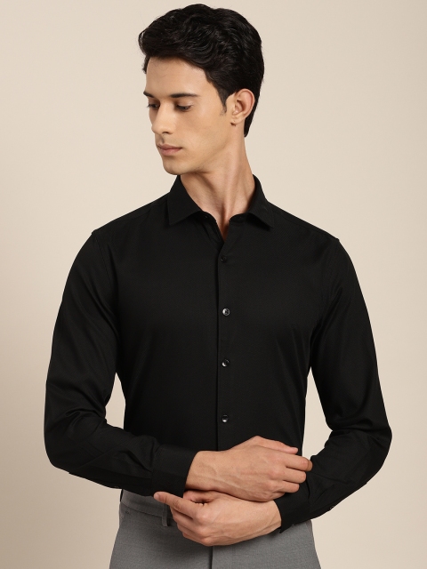 

INVICTUS Men Black Slim Fit Self Design Smart Casual Shirt