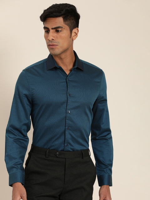 

INVICTUS Men Teal Blue & Black Slim Fit Self Design Formal Shirt