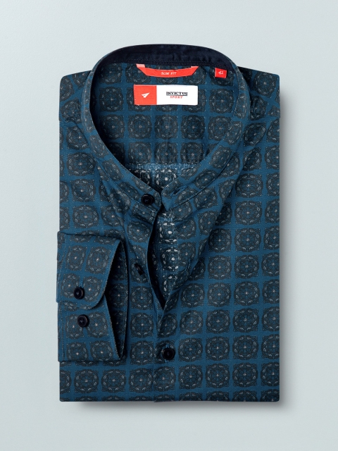 

INVICTUS Men Sport Slim Fit Teal Blue & Black Printed Casual Shirt