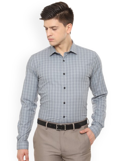 

Louis Philippe Men Grey Slim Fit Checked Casual Shirt