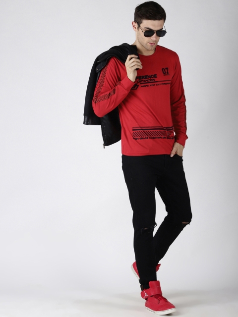 

Difference of Opinion Men Red Printed Round Neck T-shirt