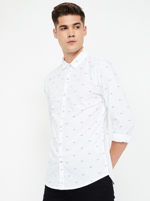 

UCLA Men White Slim Fit Printed Casual Shirt
