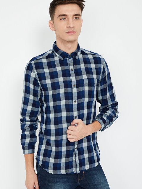 

UCLA Men Blue & White Slim Fit Checked Casual Shirt