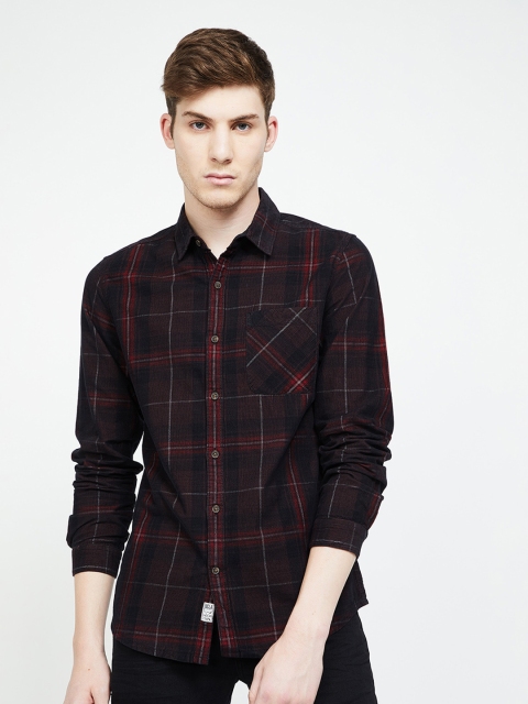 

UCLA Men Brown Slim Fit Checked Casual Shirt
