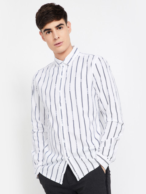 

UCLA Men White & Blue Slim Fit Striped Casual Shirt