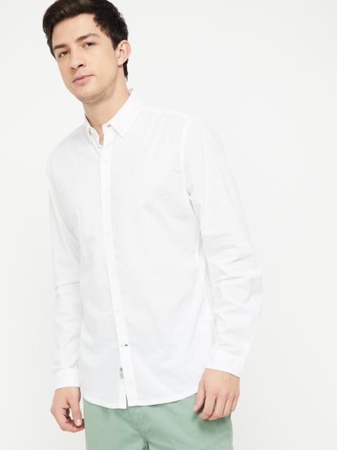 

UCLA Men White Slim Fit Solid Casual Shirt