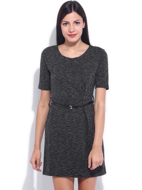 

ELLE Black Shift Dress