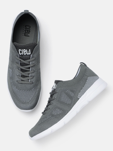 

Crew STREET Men Grey Synthetic Running Shoes