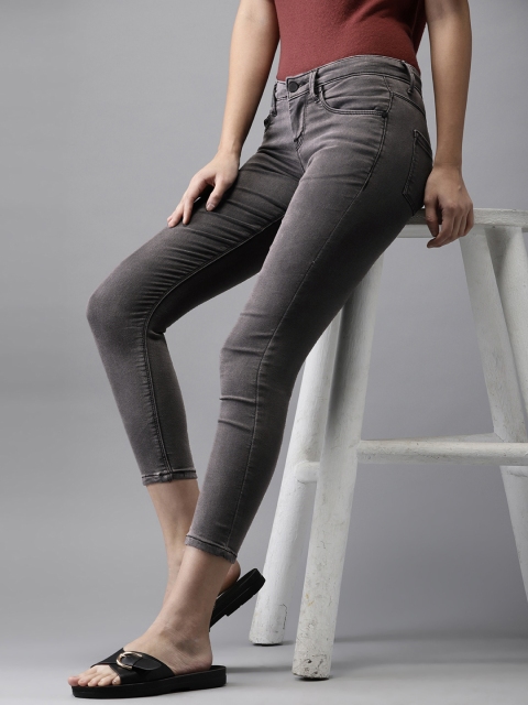 

HERE&NOW Women Black Super Skinny Fit Mid-Rise Clean Look Stretchable Jeans