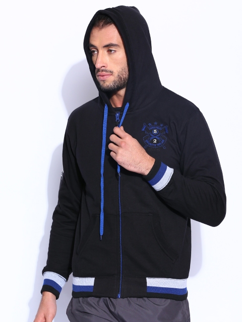 

Sports52 Wear Black Hooded Sweatshirt