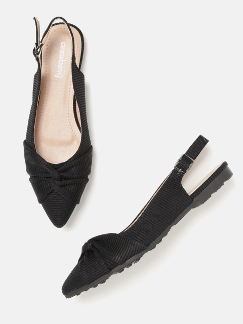 

DressBerry Women Black Self-Striped Flats