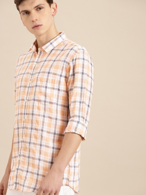 

ether Men Orange & White Regular Fit Checked Casual Shirt