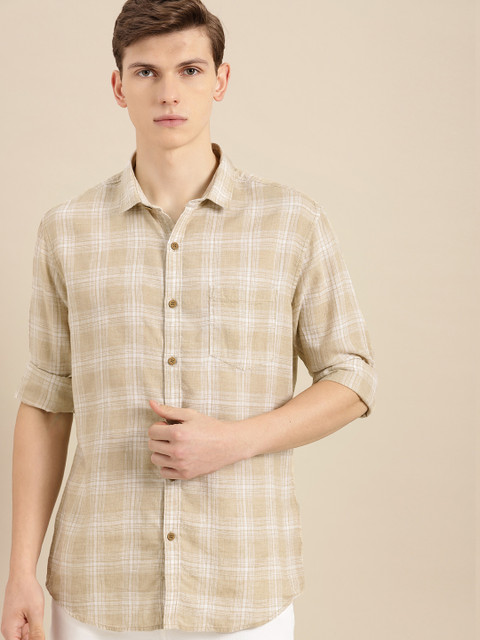 

ether Men Beige & White Regular Fit Checked Casual Shirt