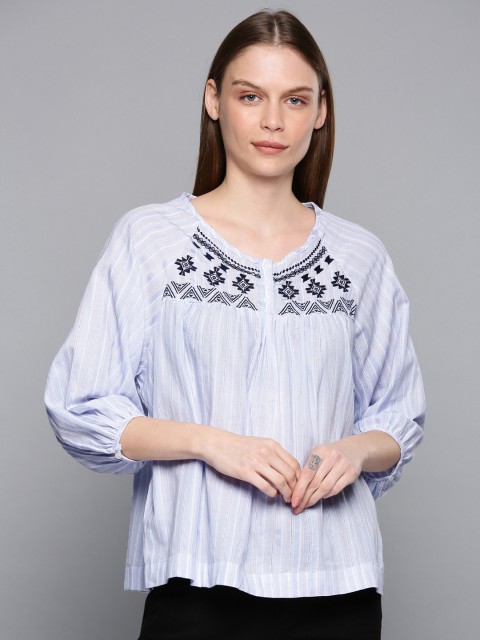 

Chemistry Women Blue & White Pure Cotton Striped Boxy Top