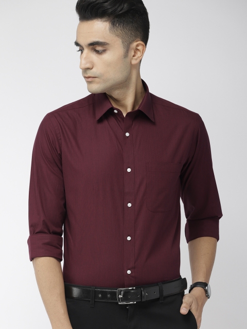 raymond-men-burgundy-slim-fit-solid-formal-shirt