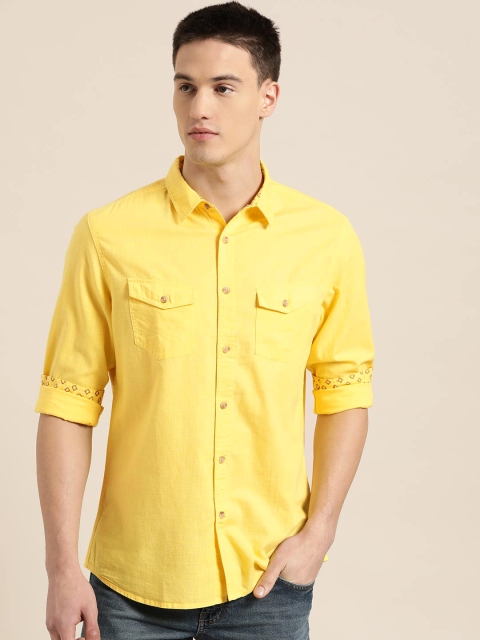 

Sangria Men Yellow Regular Fit Solid Casual Shirt