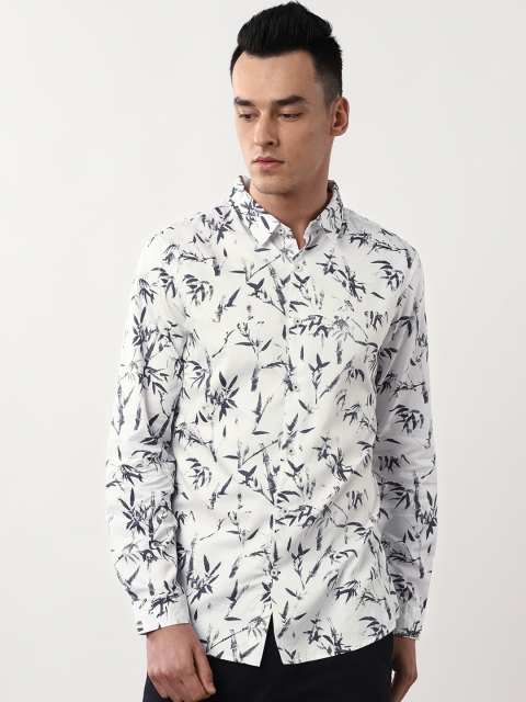 

Sangria Men Off-White & Black Slim Fit Printed Casual Shirt