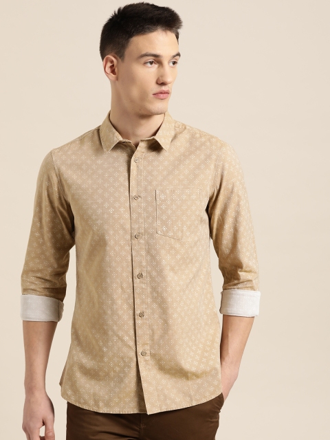 

Sangria Men Beige Regular Fit Printed Casual Shirt