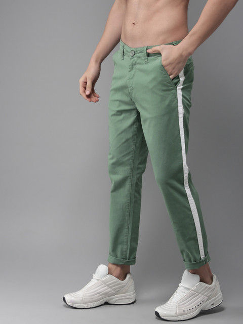

HERE&NOW Men Green Slim Fit Solid Regular Trousers