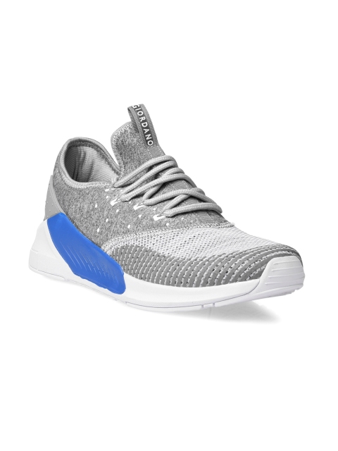 

GIORDANO Men Grey Sneakers