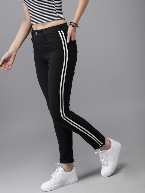 

Moda Rapido Women Black Skinny Fit High-Rise Clean Look Stretchable Jeans