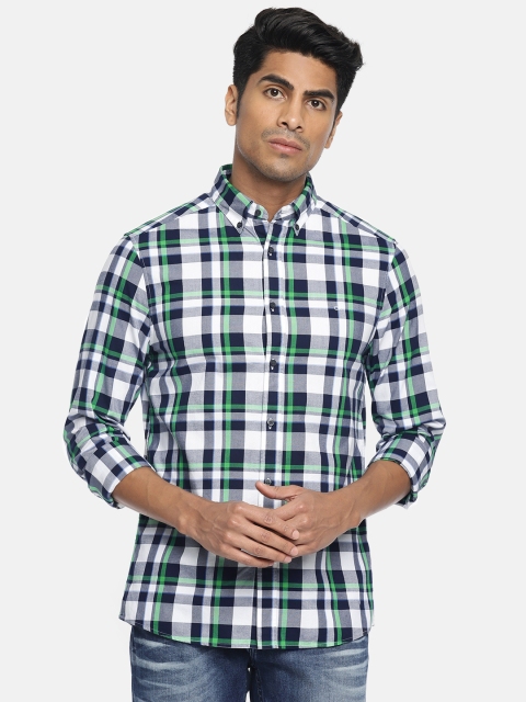 

Calvin Klein Jeans Men Green & White Regular Fit Checked Casual Shirt