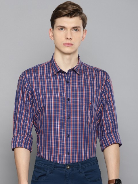 

Louis Philippe Sport Men Navy Blue & Pink Slim Fit Checked Smart Casual Shirt