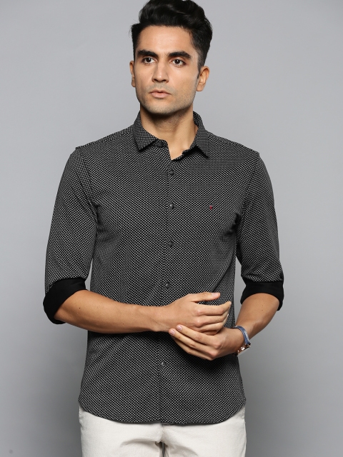 

Louis Philippe Sport Men Black & White Slim Fit Printed Casual Shirt