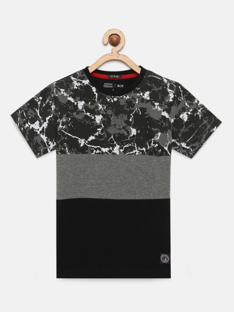

Indian Terrain Boys Black & Grey Colourblocked Round Neck T-shirt