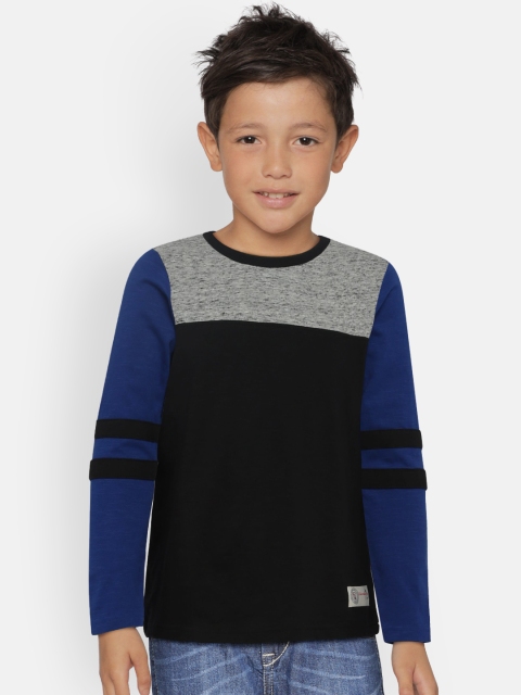 

Indian Terrain Boys Black & Grey Colourblocked Round Neck T-shirt