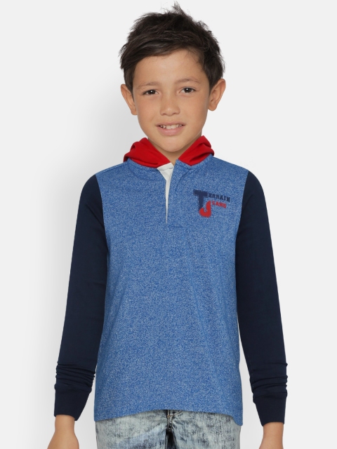 

Indian Terrain Boys Blue Solid Hooded T-shirt