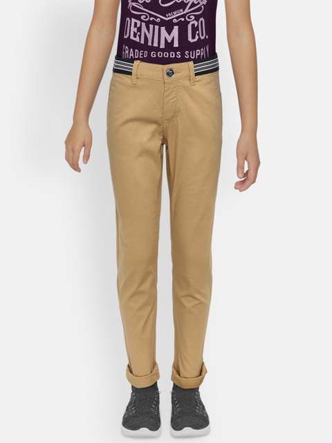 

Indian Terrain Boys Khaki Regular Fit Self Design Trousers