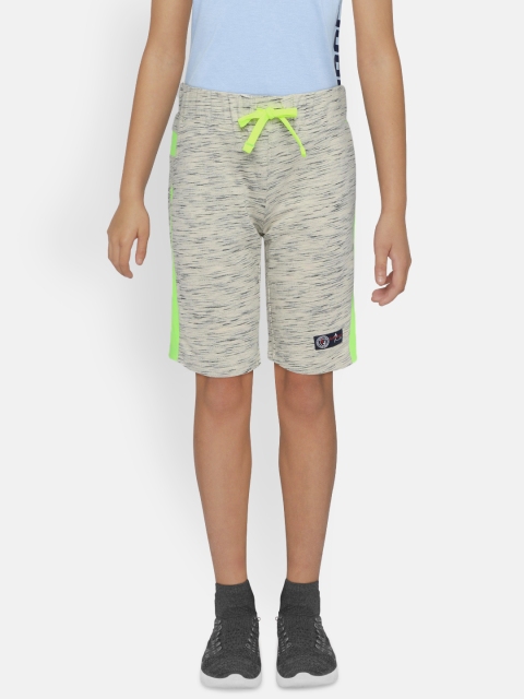 

Indian Terrain Boys White Melange Self Design Regular Fit Regular Shorts