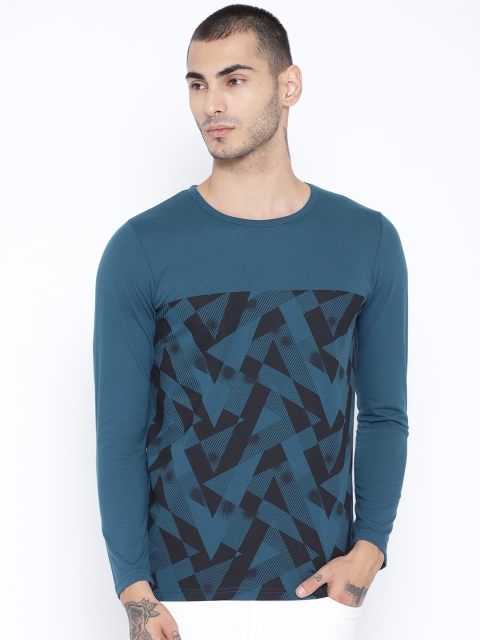 

Unisopent Designs Men Teal Blue & Black Printed Round Neck T-shirt