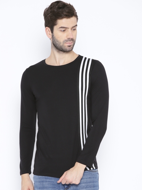 

Unisopent Designs Men Black Solid Round Neck T-shirt
