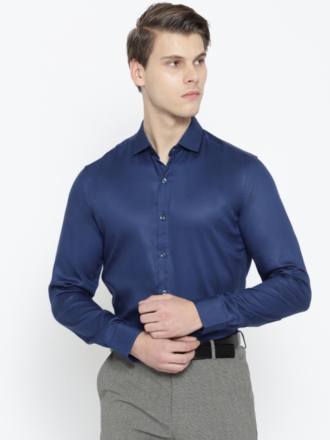 

Molly & Michel Men Navy Blue Original Slim Fit Solid Partywear Shirt