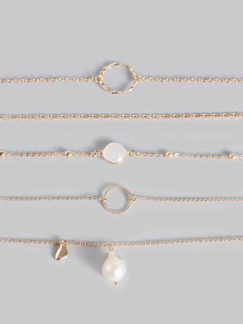 

MANGO Women Set of 5 Gold-Toned Bracelets
