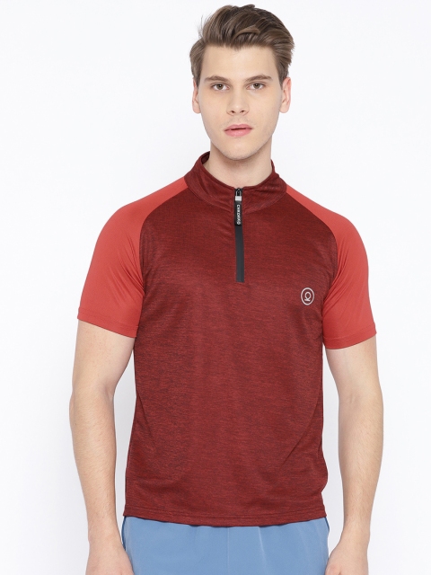 

Chkokko Men Maroon Self Design High Neck Training T-shirt