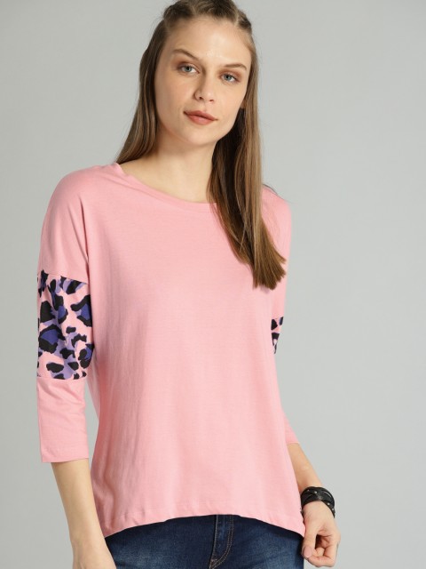 

The Roadster Lifestyle Co Women Pink Solid Round Neck Pure Cotton T-shirt