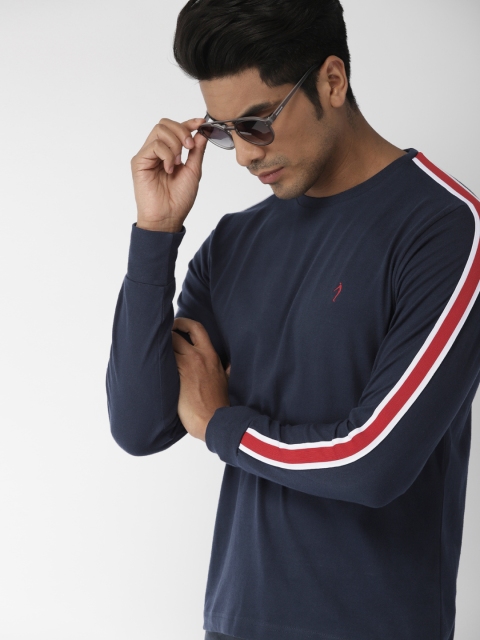 

Indian Terrain Men Navy Blue Solid Round Neck T-shirt