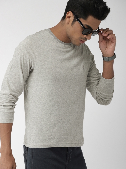 

Indian Terrain Men Grey Melange Solid Round Neck Pure Cotton T-shirt